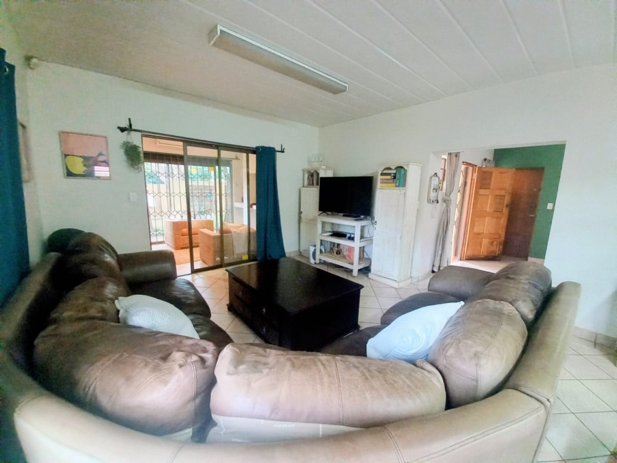 3 Bedroom Property for Sale in Safari Gardens North West